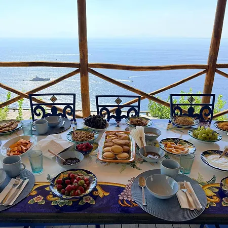 Villa With Infinity Pool - Stunning View