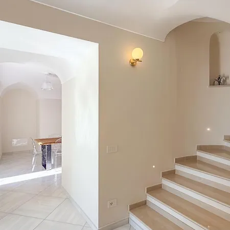 Villa With Infinity Pool - Stunning View Amalfi