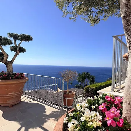 Villa With Infinity Pool - Stunning View Amalfi
